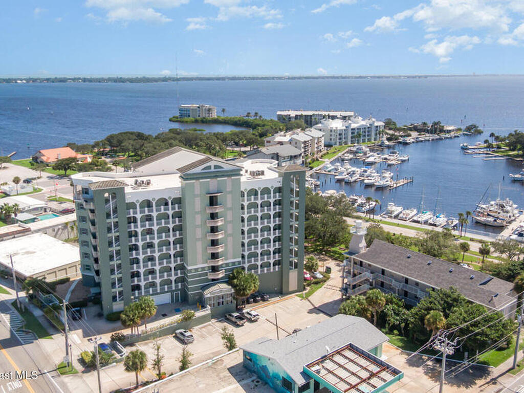 1211 E New Haven Avenue, Melbourne, FL 32901