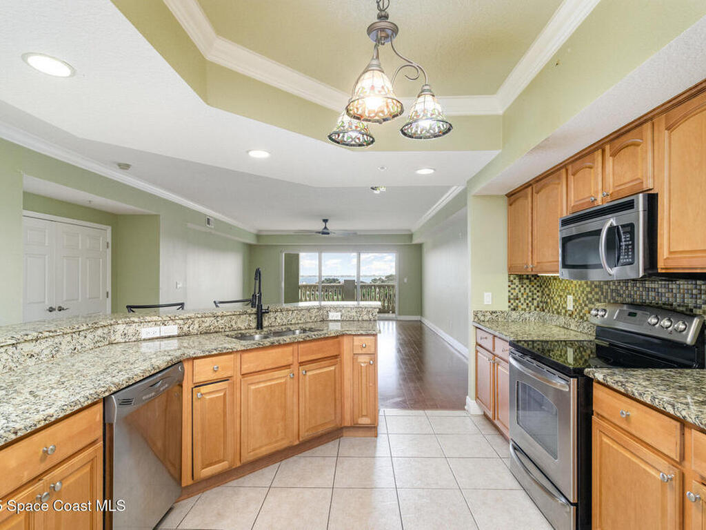 1211 E New Haven Avenue, Melbourne, FL 32901