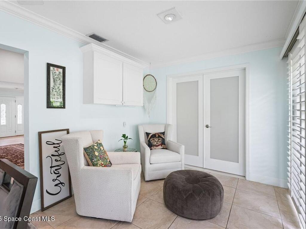 110 Prestwick Circle, Vero Beach, FL 32967