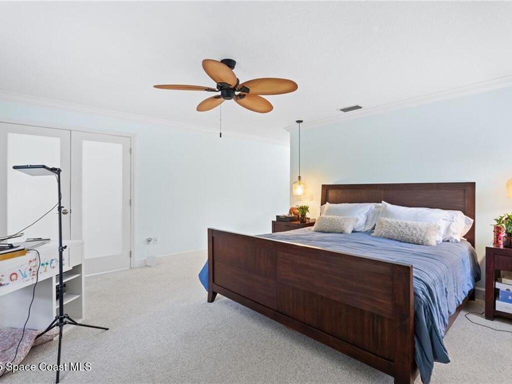 110 Prestwick Circle, Vero Beach, FL 32967