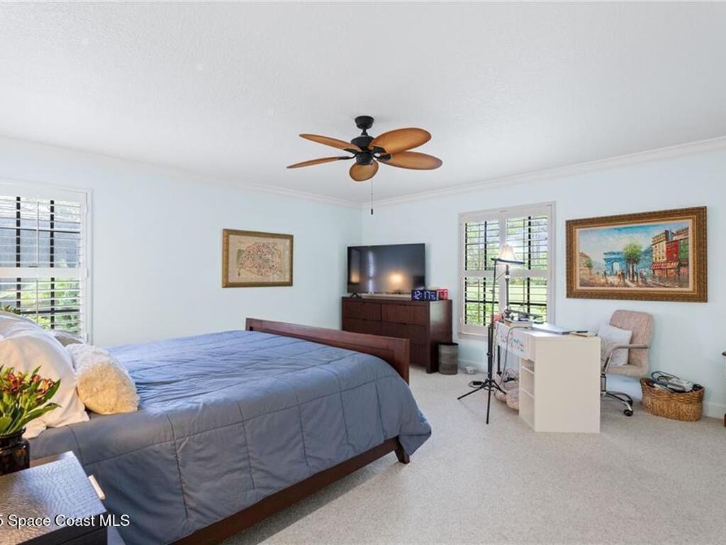 110 Prestwick Circle, Vero Beach, FL 32967