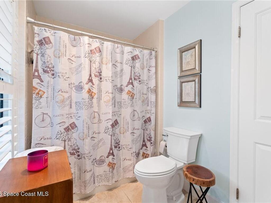 110 Prestwick Circle, Vero Beach, FL 32967