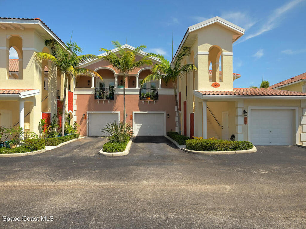127 Lancha Circle, Satellite Beach, FL 32937