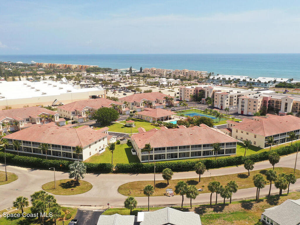 127 Lancha Circle, Satellite Beach, FL 32937