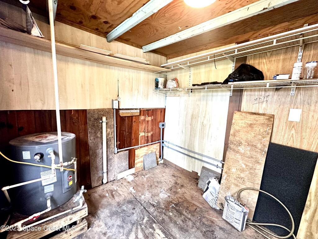 377 W Merritt Avenue, Merritt Island, FL 32953