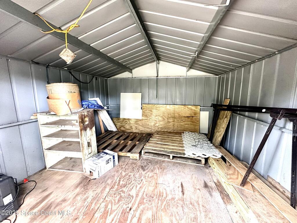 377 W Merritt Avenue, Merritt Island, FL 32953