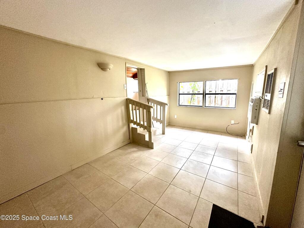 377 W Merritt Avenue, Merritt Island, FL 32953