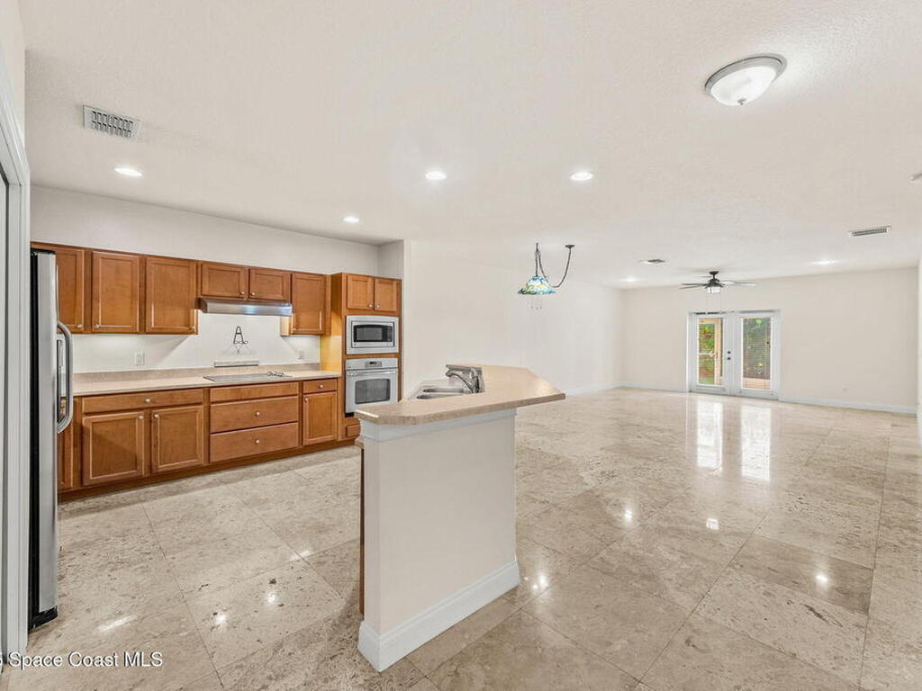 119 Lancha Circle, Indian Harbour Beach, FL 32937