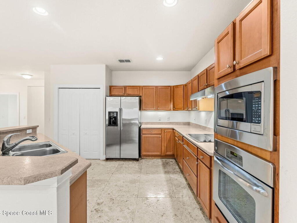 119 Lancha Circle, Indian Harbour Beach, FL 32937