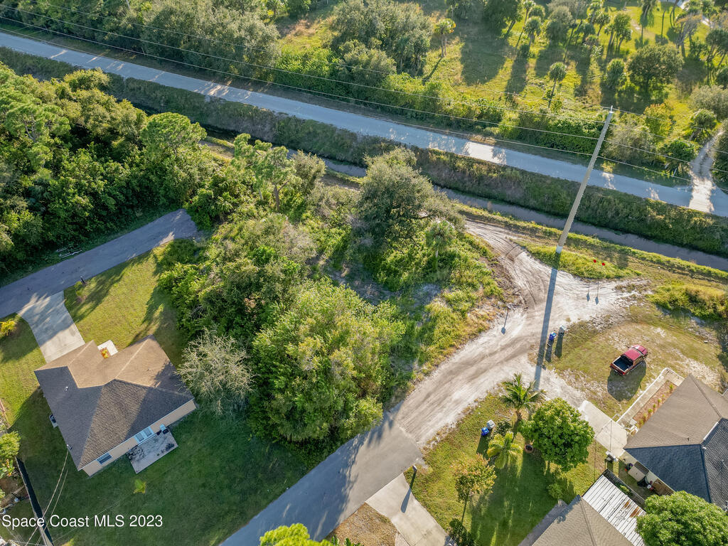 475 15th Street, Vero Beach, FL 32962