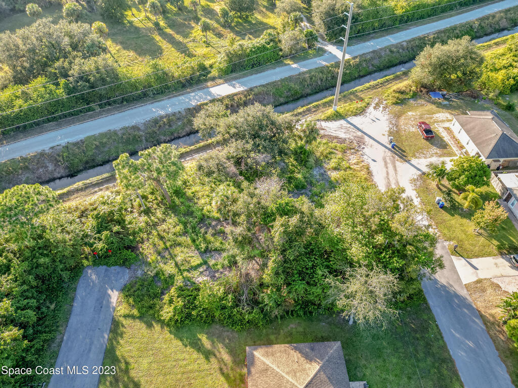 475 15th Street, Vero Beach, FL 32962