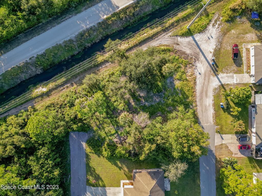 475 15th Street, Vero Beach, FL 32962