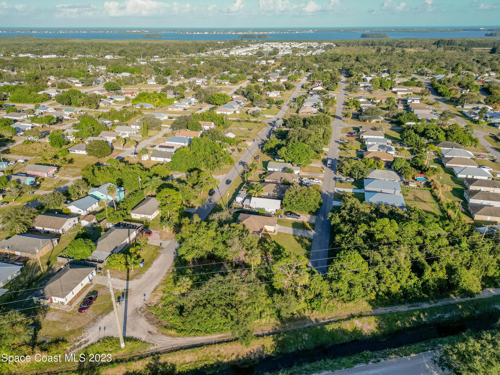 475 15th Street, Vero Beach, FL 32962
