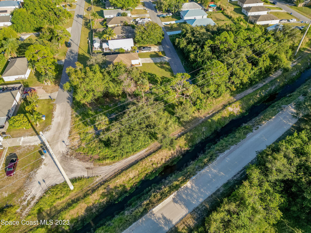 475 15th Street, Vero Beach, FL 32962