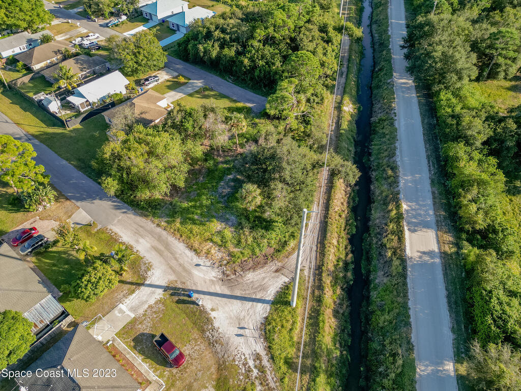 475 15th Street, Vero Beach, FL 32962