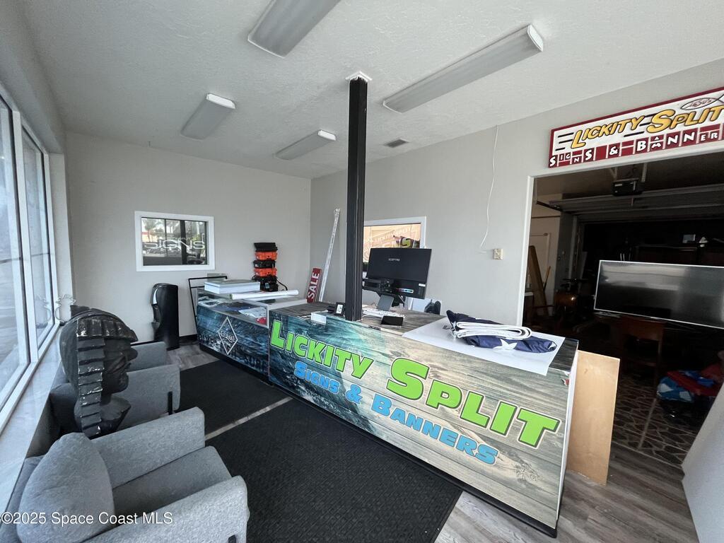 691 N Courtenay Parkway, Merritt Island, FL 32953