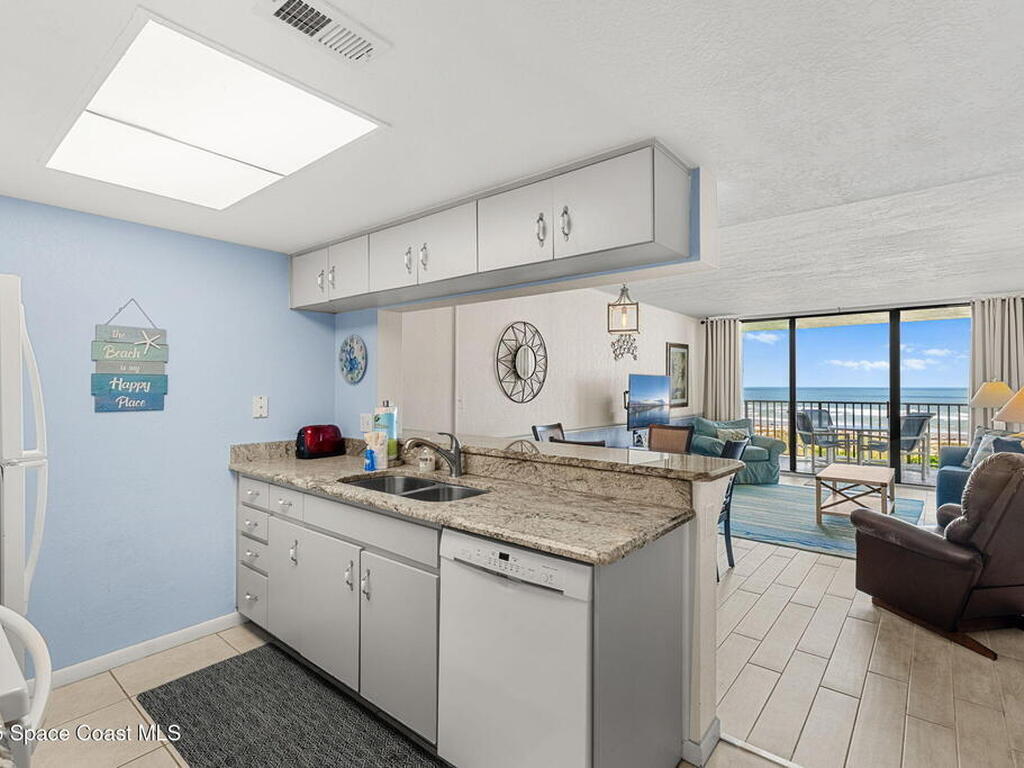 7400 Ridgewood Avenue, Cape Canaveral, FL 32920