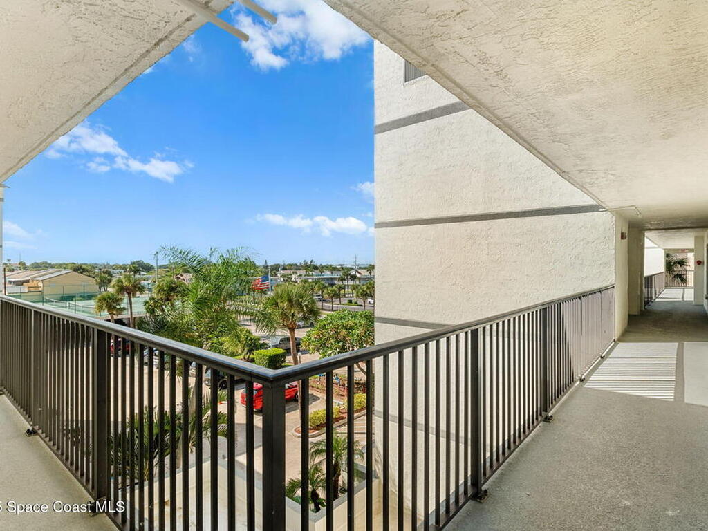 7400 Ridgewood Avenue, Cape Canaveral, FL 32920