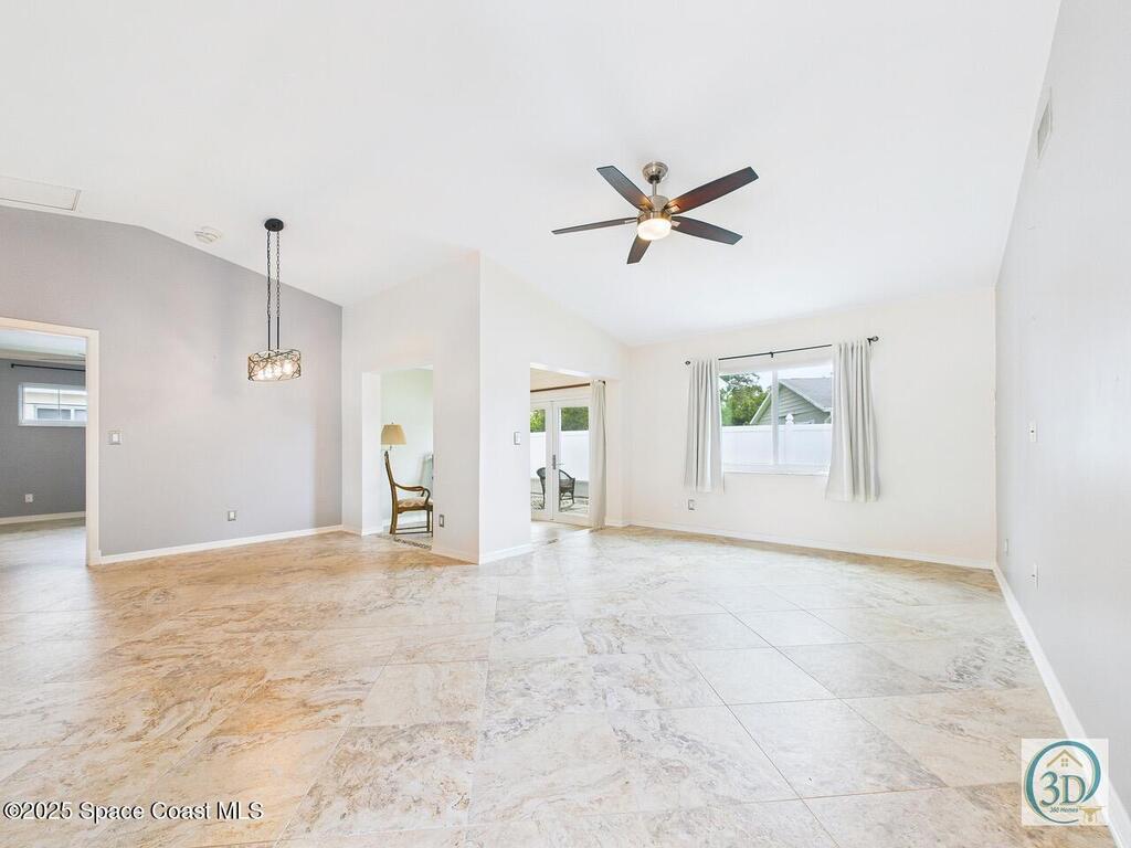 571 24th Avenue, Vero Beach, FL 32962
