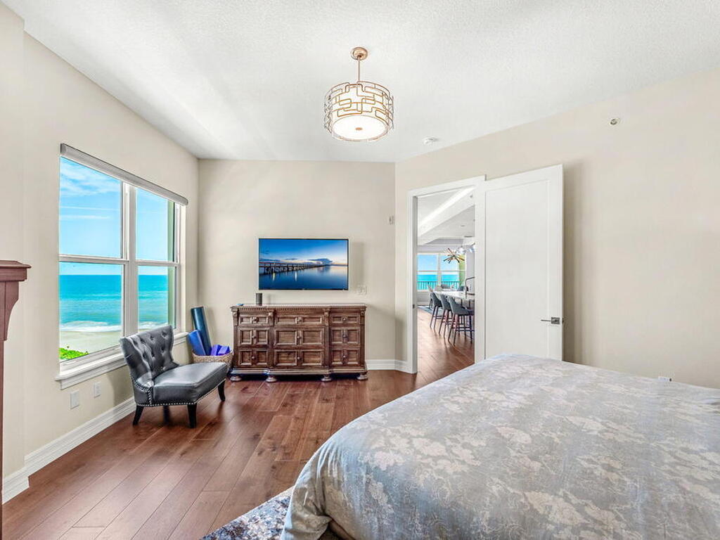 1725 N Highway A1A, Indialantic, FL 32903