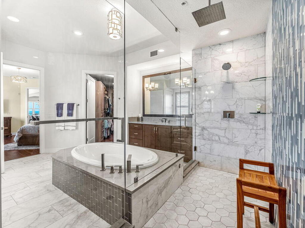 1725 N Highway A1A, Indialantic, FL 32903