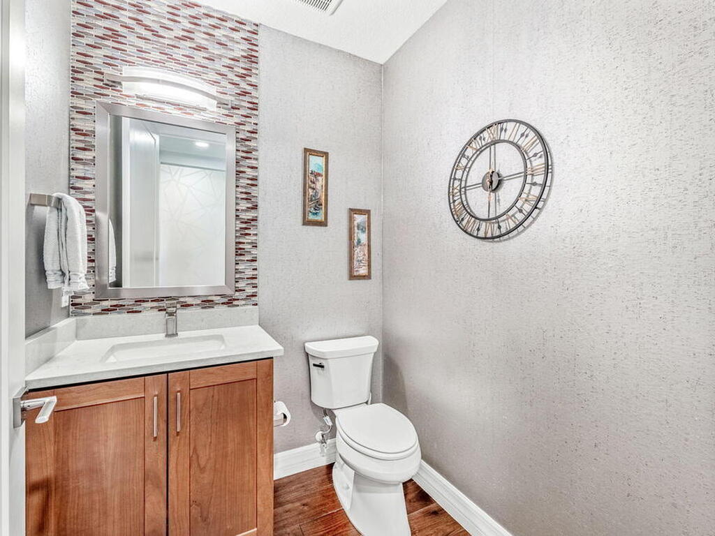 1725 N Highway A1A, Indialantic, FL 32903