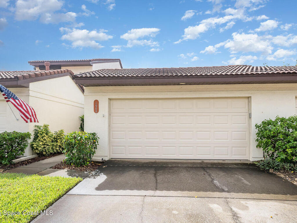 1908 Parkside Place, Indian Harbour Beach, FL 32937