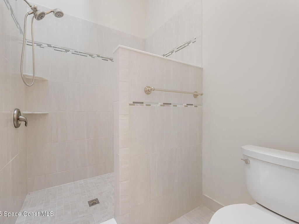 1908 Parkside Place, Indian Harbour Beach, FL 32937