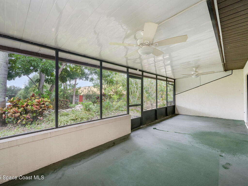 1908 Parkside Place, Indian Harbour Beach, FL 32937