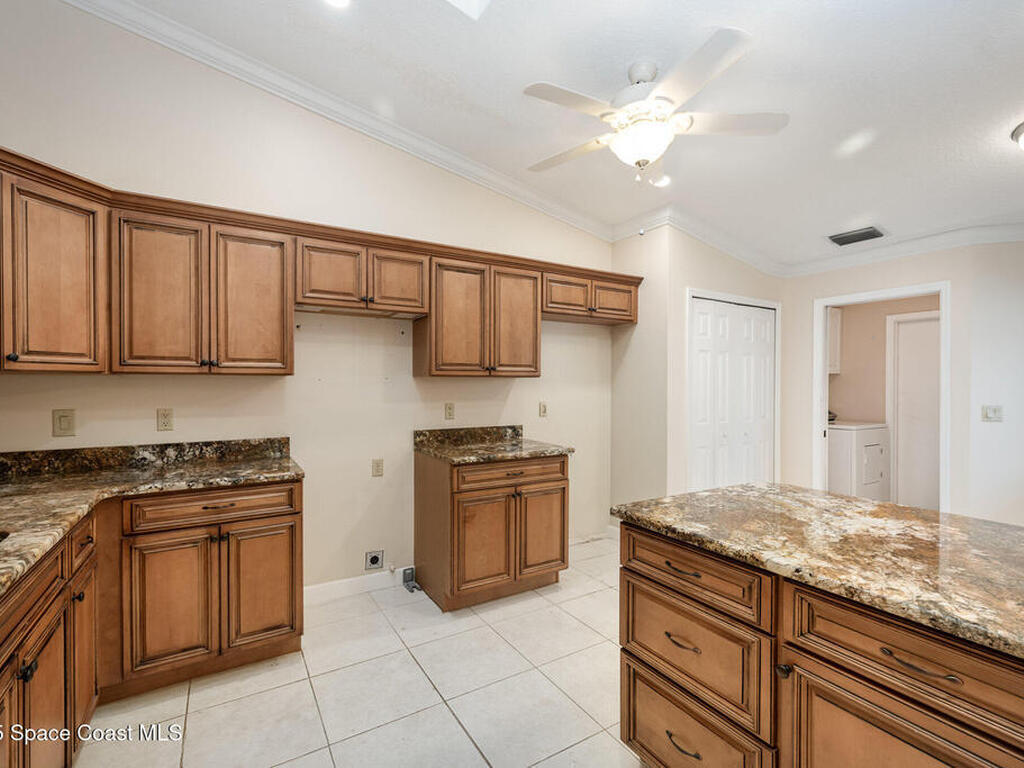 1908 Parkside Place, Indian Harbour Beach, FL 32937