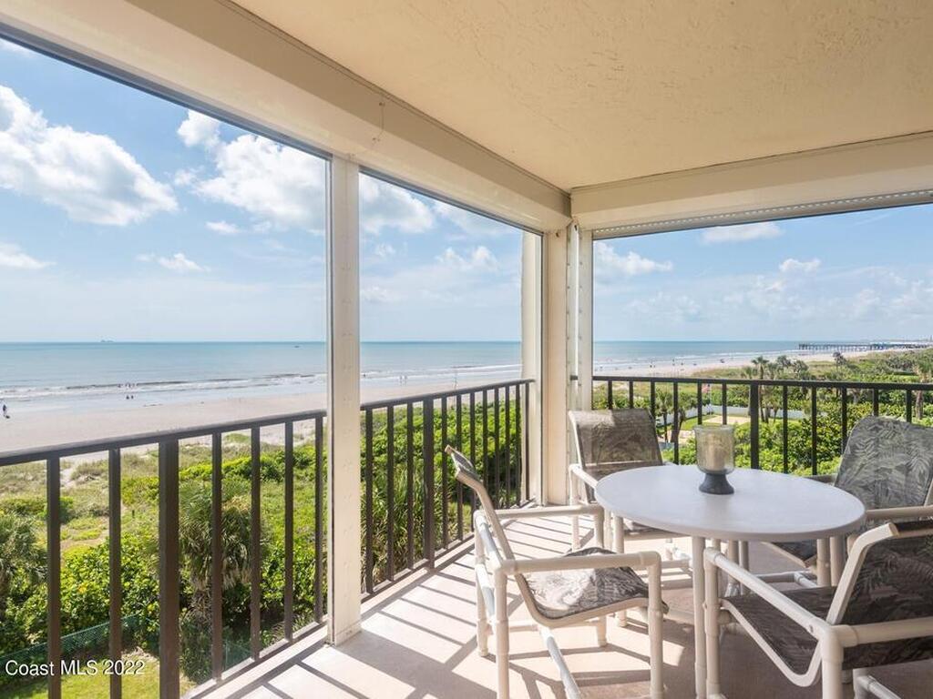 545 Garfield Avenue, Cocoa Beach, FL 32931