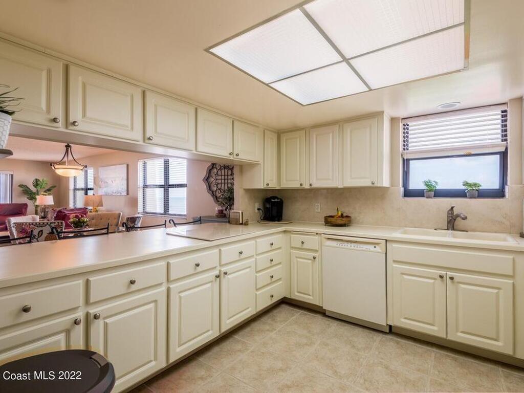 545 Garfield Avenue, Cocoa Beach, FL 32931