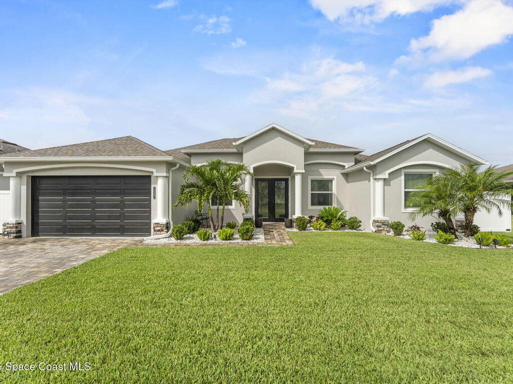 1085 Captiva Island Circle, Palm Bay, FL 32908