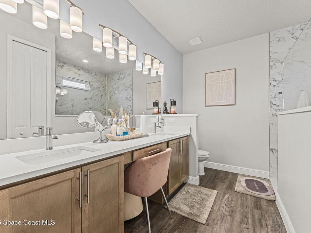 1085 Captiva Island Circle, Palm Bay, FL 32908