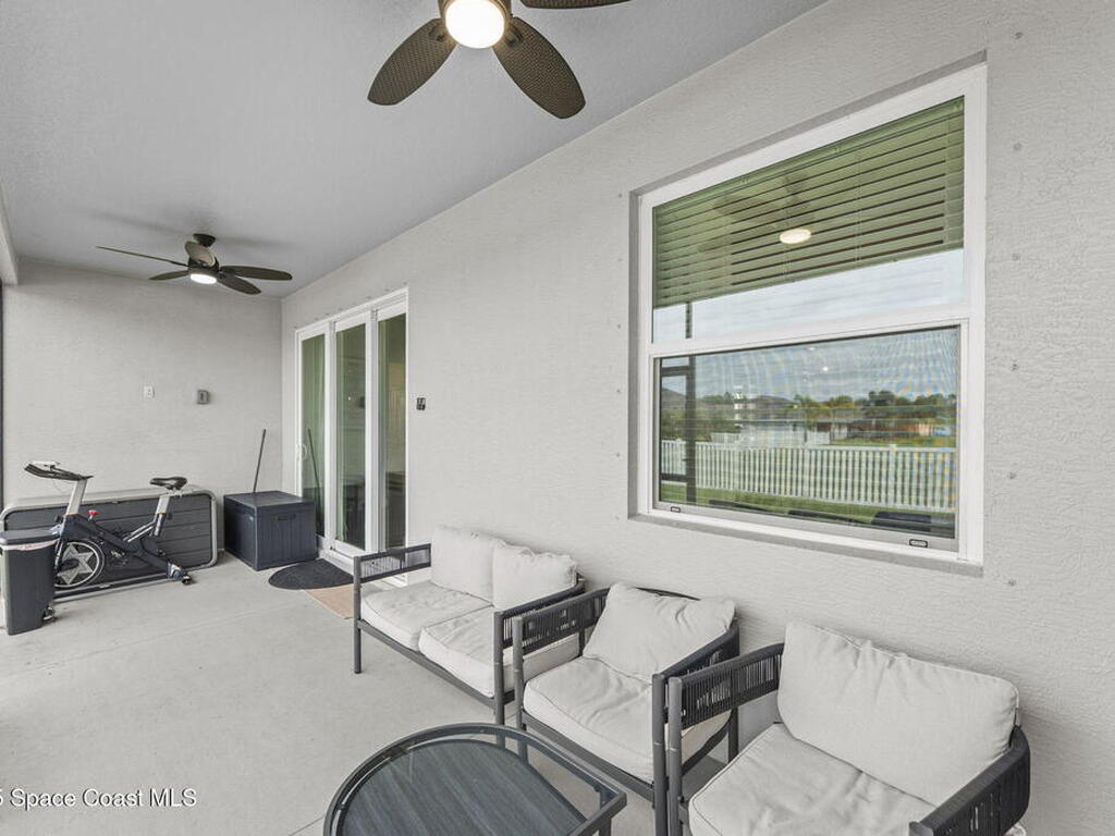 1085 Captiva Island Circle, Palm Bay, FL 32908