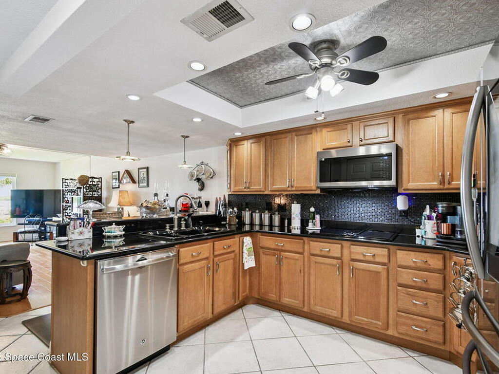 760 S Brevard Avenue, Cocoa Beach, FL 32931