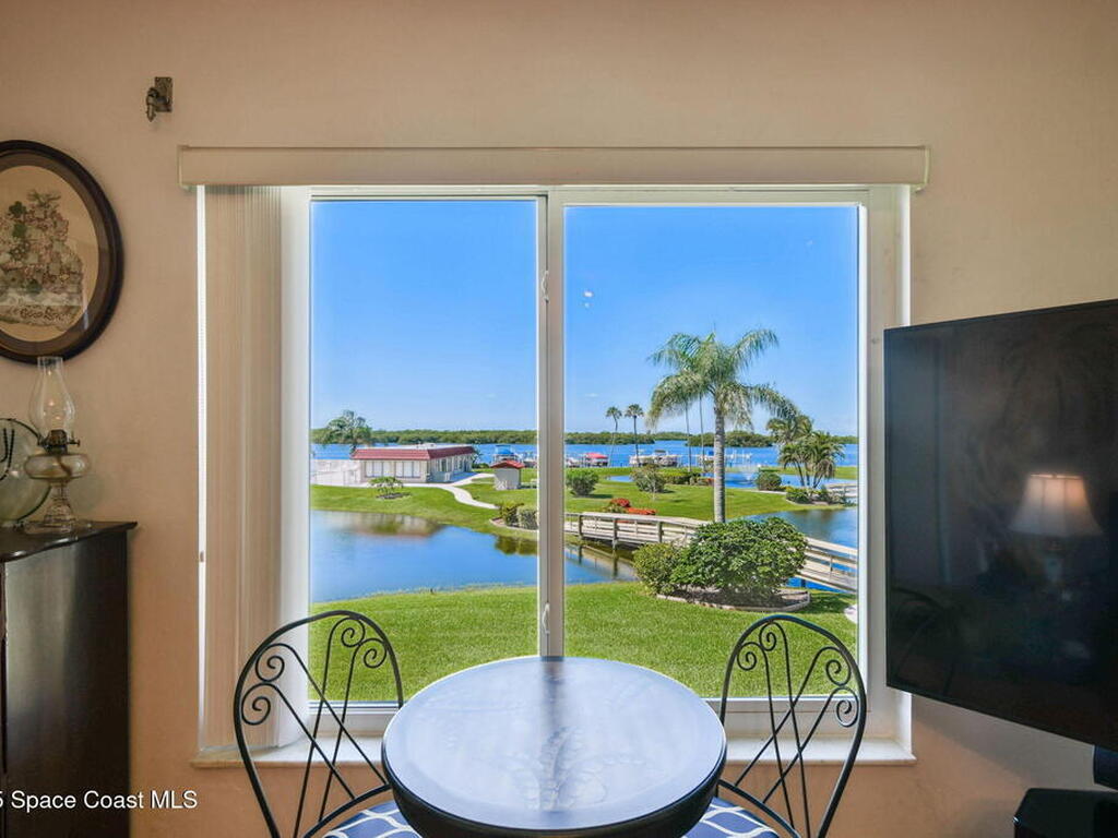 760 S Brevard Avenue, Cocoa Beach, FL 32931