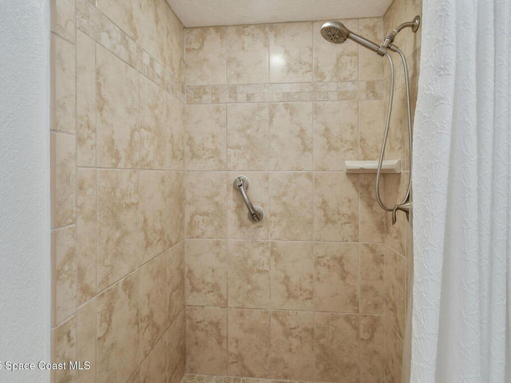 760 S Brevard Avenue, Cocoa Beach, FL 32931