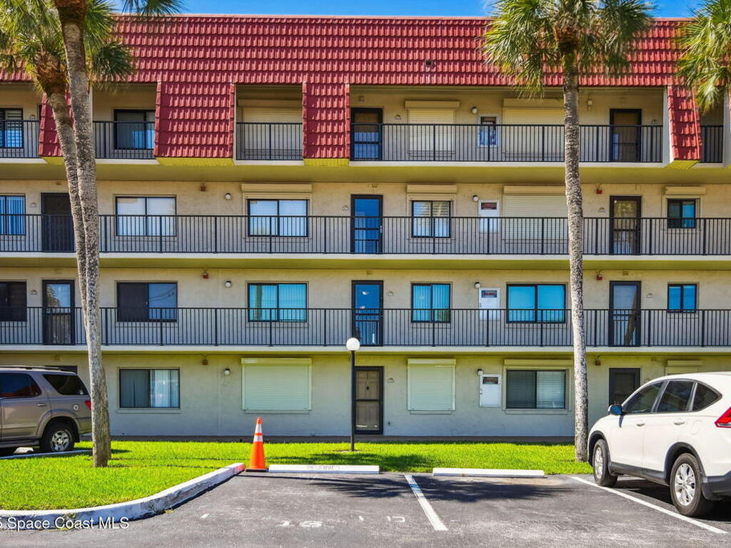 760 S Brevard Avenue, Cocoa Beach, FL 32931