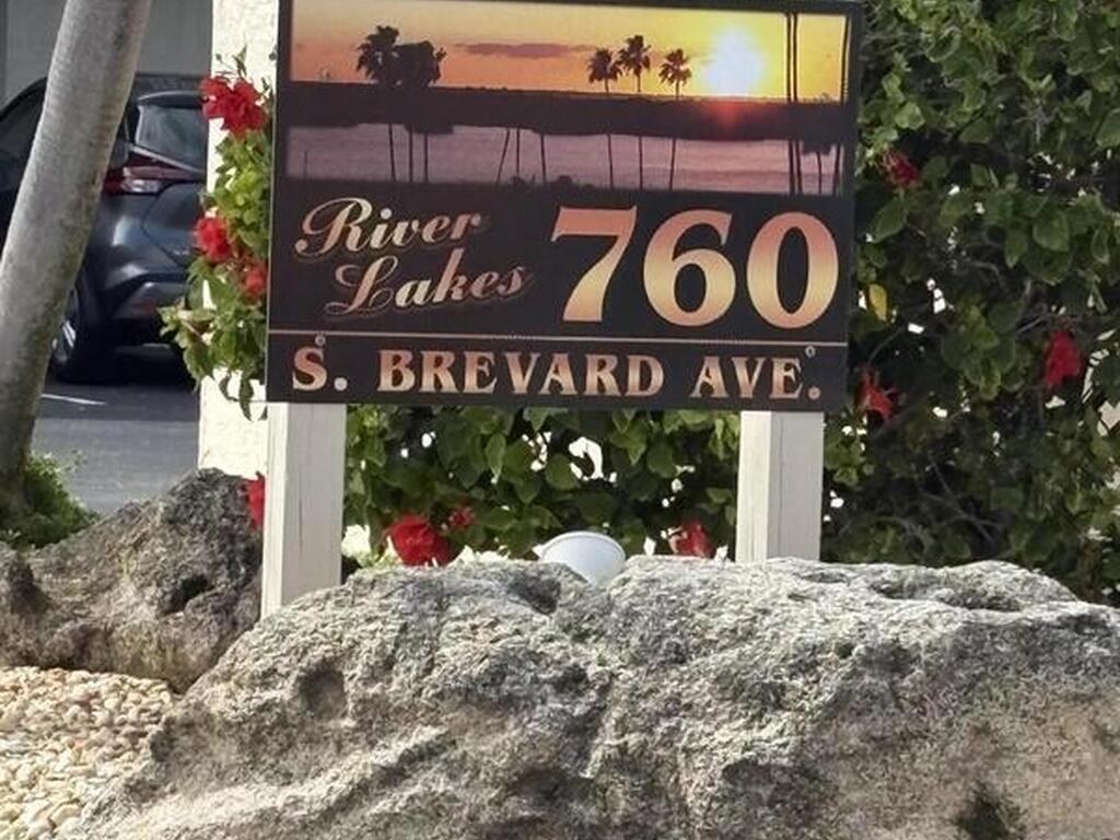 760 S Brevard Avenue, Cocoa Beach, FL 32931