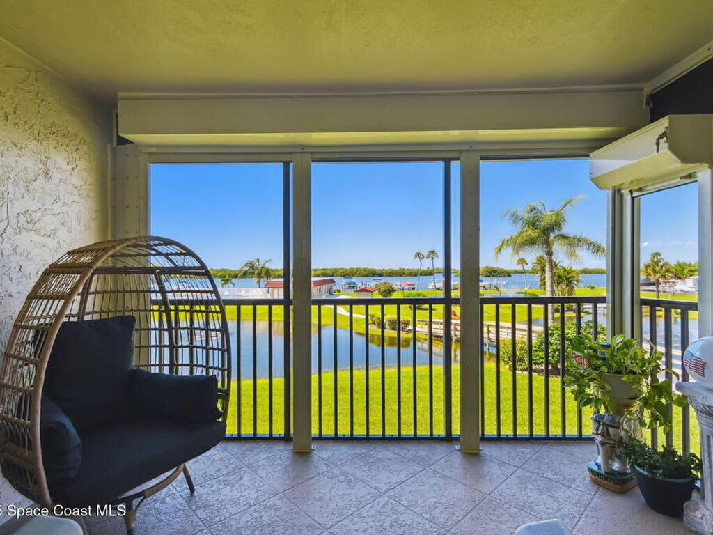 760 S Brevard Avenue, Cocoa Beach, FL 32931