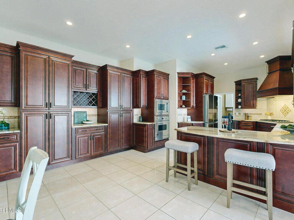 378 S Brevard Avenue, Cocoa Beach, FL 32931