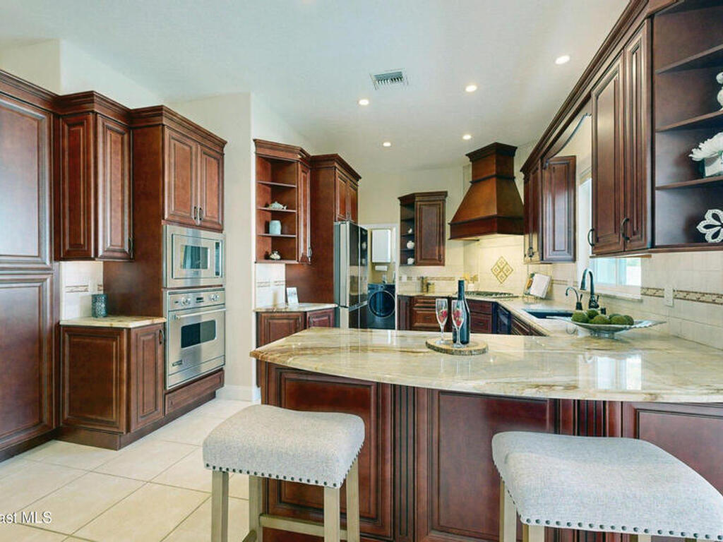 378 S Brevard Avenue, Cocoa Beach, FL 32931