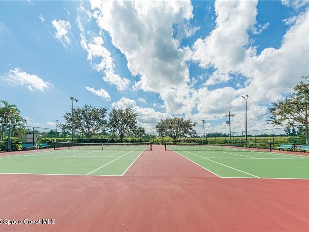 841 Lake Orchid Circle, Vero Beach, FL 32962