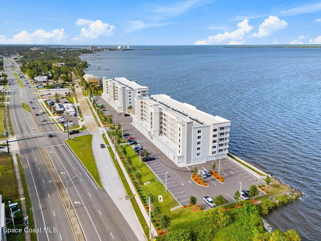 1825 Riverside Drive, Titusville, FL 32780