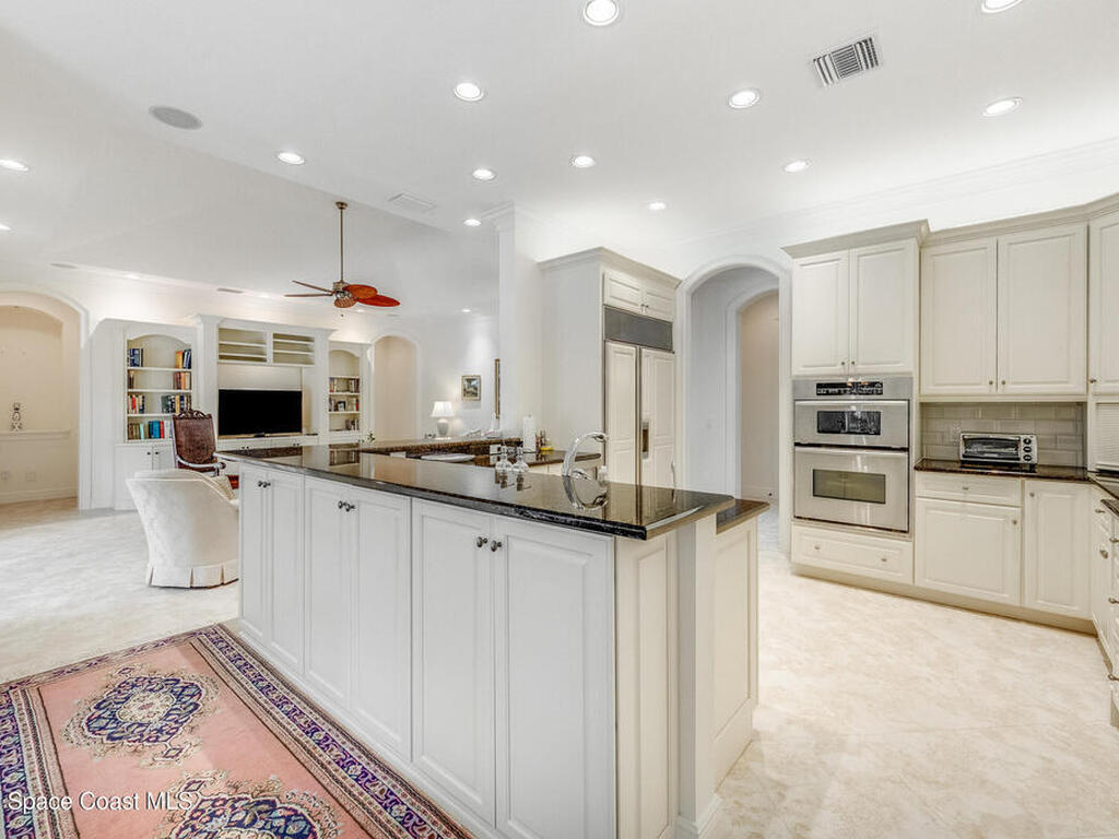 409 S Palm Island Circle, Indian River Shores, FL 32963