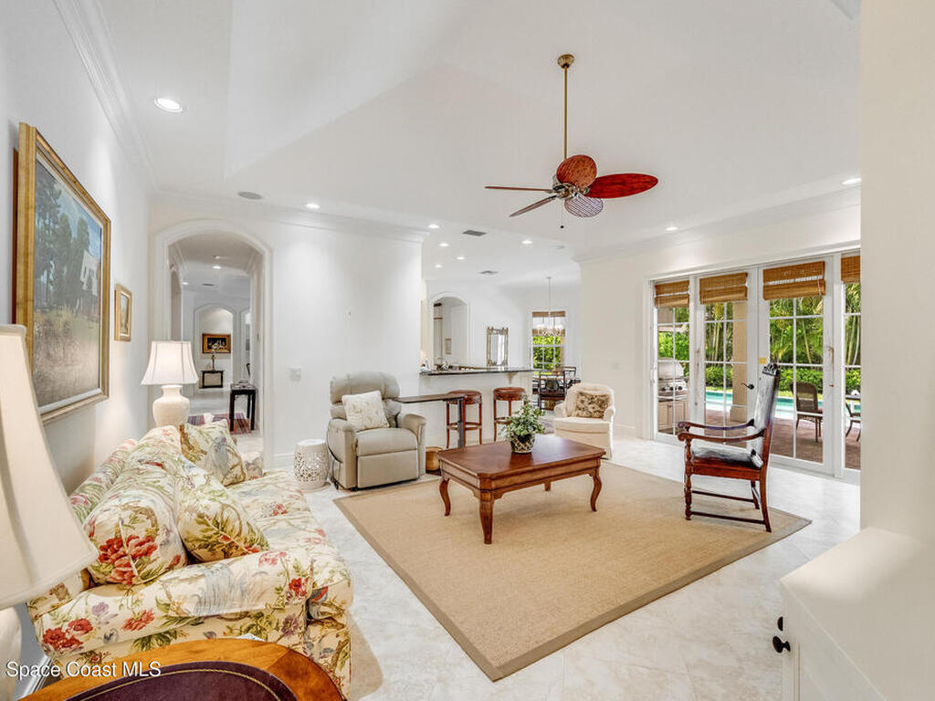 409 S Palm Island Circle, Indian River Shores, FL 32963