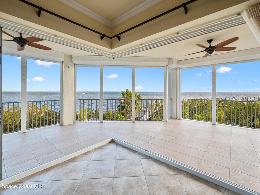 1 Indian River Avenue, Titusville, FL 32796