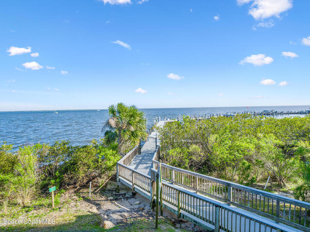 1 Indian River Avenue, Titusville, FL 32796