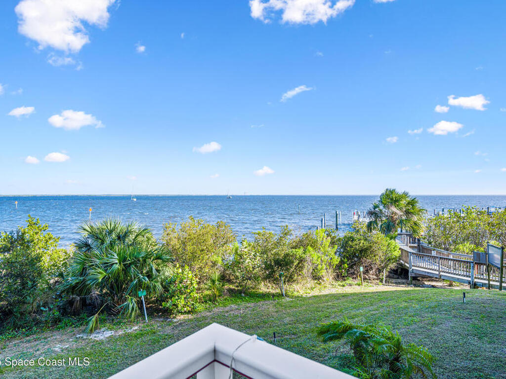 1 Indian River Avenue, Titusville, FL 32796